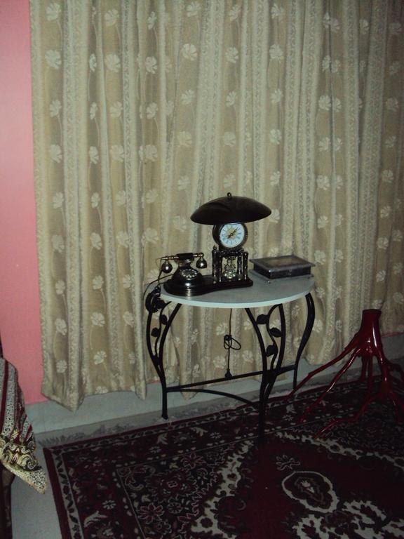 Hotel Kings Castle Guwahati Esterno foto